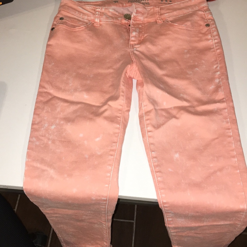 Coral jeans